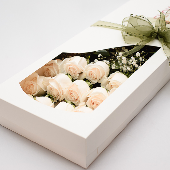 caja12rosasblancas